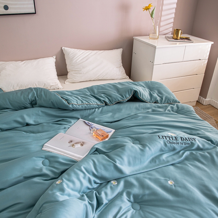 91家纺网 家纺一手货源 找家纺 久典2020新款天丝莫代尔抗菌被小雏菊系列 小雏菊-蓝