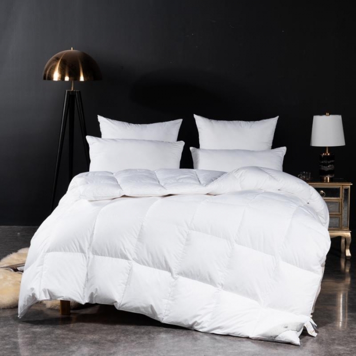 91家纺网 家纺一手货源 找家纺 圣梦莱150支全棉羽绒冬被凡是质量问题退货厂家承担费用白色