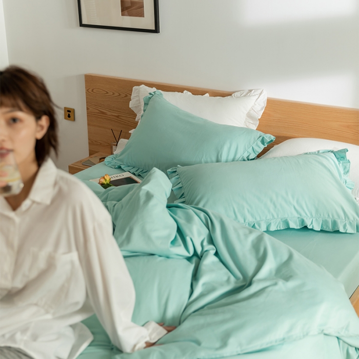 91家纺网 家纺一手货源 找家纺 窝米 2020新款40s纯色磨毛四件套花边系列 湖蓝