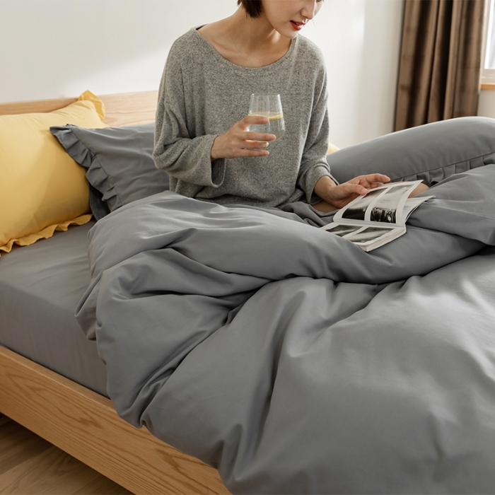 91家纺网 家纺一手货源 找家纺 窝米 2020新款40s纯色磨毛四件套花边系列 星空灰