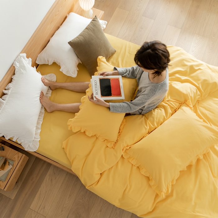 91家纺网 家纺一手货源 找家纺 窝米 2020新款40s纯色磨毛四件套花边系列 杏黄