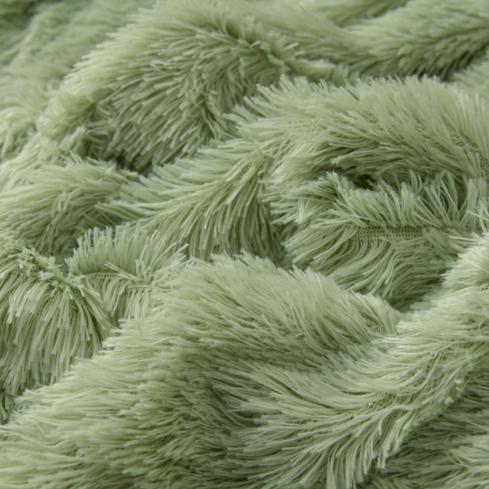 91家纺网 家纺一手货源 找家纺 卡奥家纺 2021多功能双层超柔长毛毯空调毯毛绒被套 果绿色