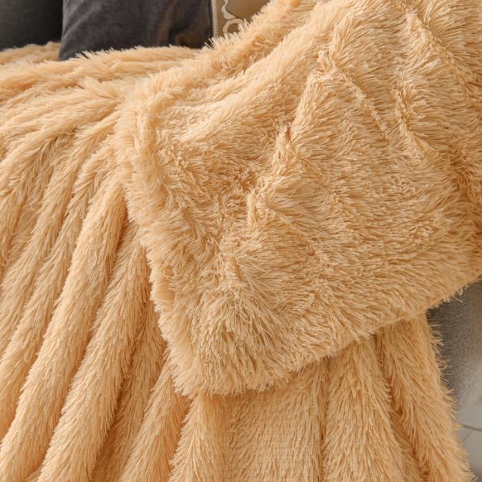 91家纺网 家纺一手货源 找家纺 卡奥家纺 2021多功能双层超柔长毛毯空调毯毛绒被套 金色