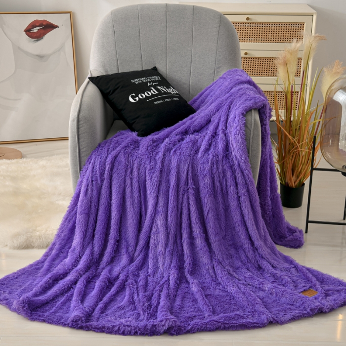 91家纺网 家纺一手货源 找家纺 卡奥家纺 2021多功能双层超柔长毛毯空调毯毛绒被套 紫罗兰