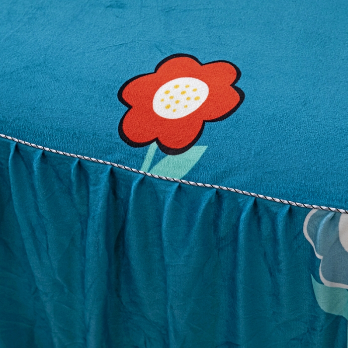 91家纺网 家纺一手货源 找家纺 纽缦 2020新款绒单层床裙 花田梦蓝