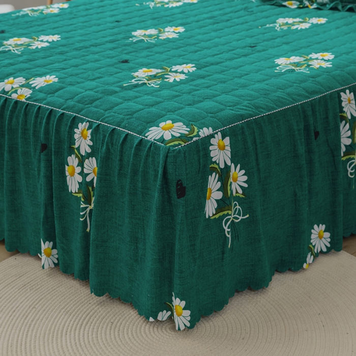 91家纺网 家纺一手货源 找家纺 纽缦 2020新款绒夹棉床裙 雏菊满园绿