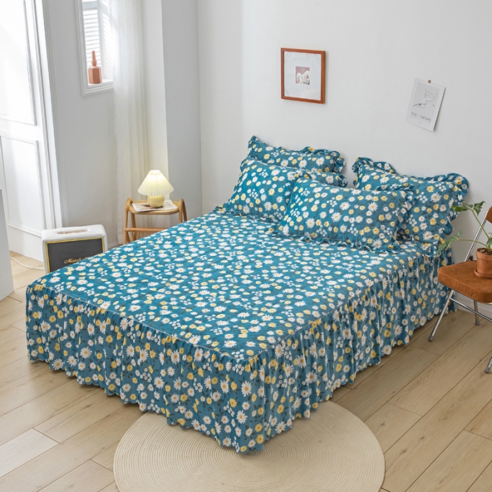 91家纺网 家纺一手货源 找家纺 纽缦 2020新款绒夹棉床裙 雏菊之恋蓝