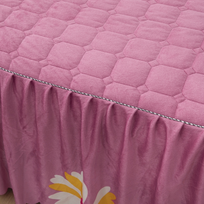 91家纺网 家纺一手货源 找家纺 纽缦 2020新款绒夹棉床裙 大雏菊豆沙