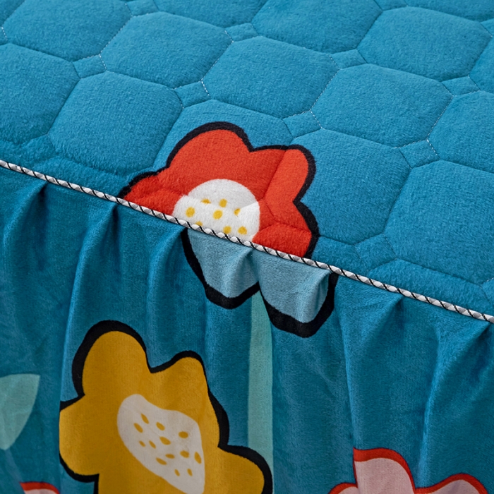 91家纺网 家纺一手货源 找家纺 纽缦 2020新款绒夹棉床裙 花田梦蓝