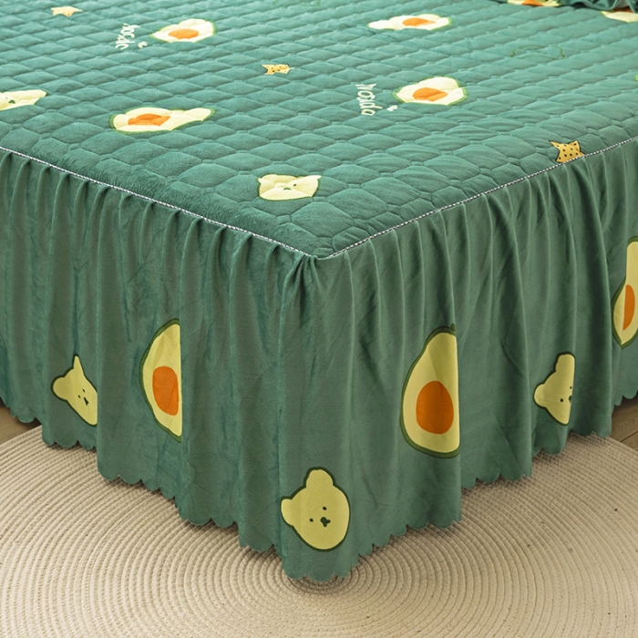 91家纺网 家纺一手货源 找家纺 纽缦 2020新款绒夹棉床裙 牛油果绿