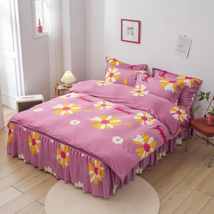 91家纺网 家纺一手货源 找家纺 纽缦 2020新款绒单层床裙四件套 大雏菊豆沙