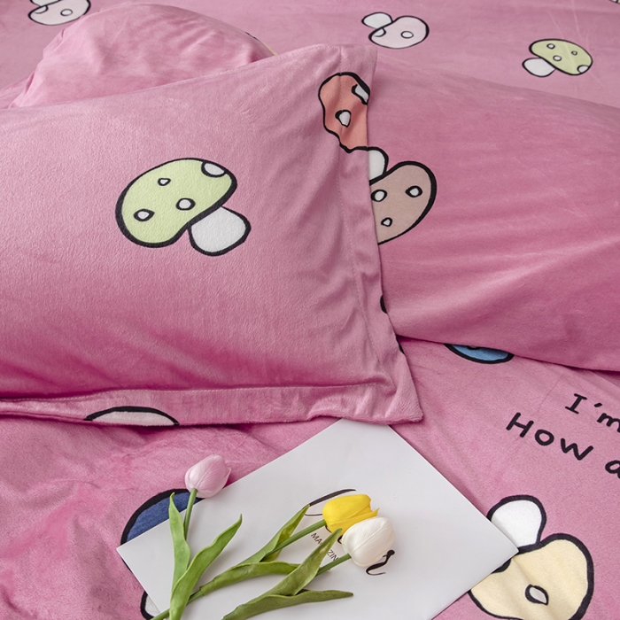 91家纺网 家纺一手货源 找家纺 纽缦 2020新款绒单层床裙四件套 蘑菇派玉