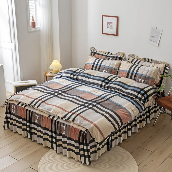 91家纺网 家纺一手货源 找家纺 纽缦 2020新款绒夹棉床裙四件套 布鲁斯