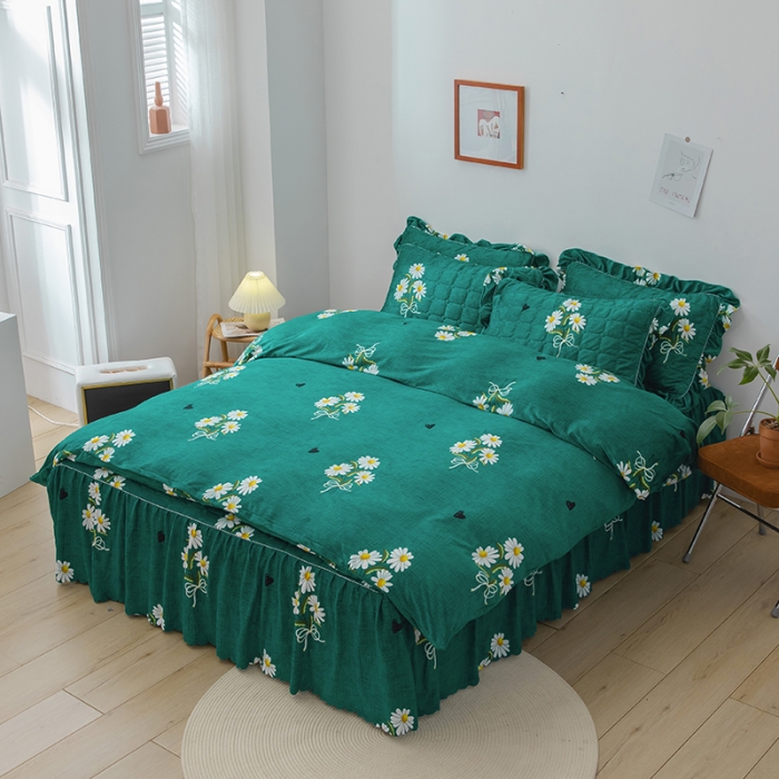 91家纺网 家纺一手货源 找家纺 纽缦 2020新款绒夹棉床裙四件套 雏菊满园绿