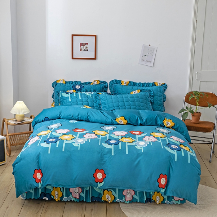 91家纺网 家纺一手货源 找家纺 纽缦 2020新款绒夹棉床裙四件套 花田梦蓝