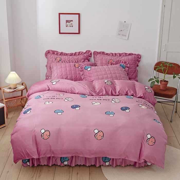 91家纺网 家纺一手货源 找家纺 纽缦 2020新款绒夹棉床裙四件套 蘑菇派玉