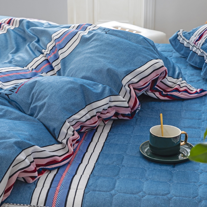 91家纺网 家纺一手货源 找家纺 纽缦 2020新款绒夹棉床裙四件套 索菲亚蓝