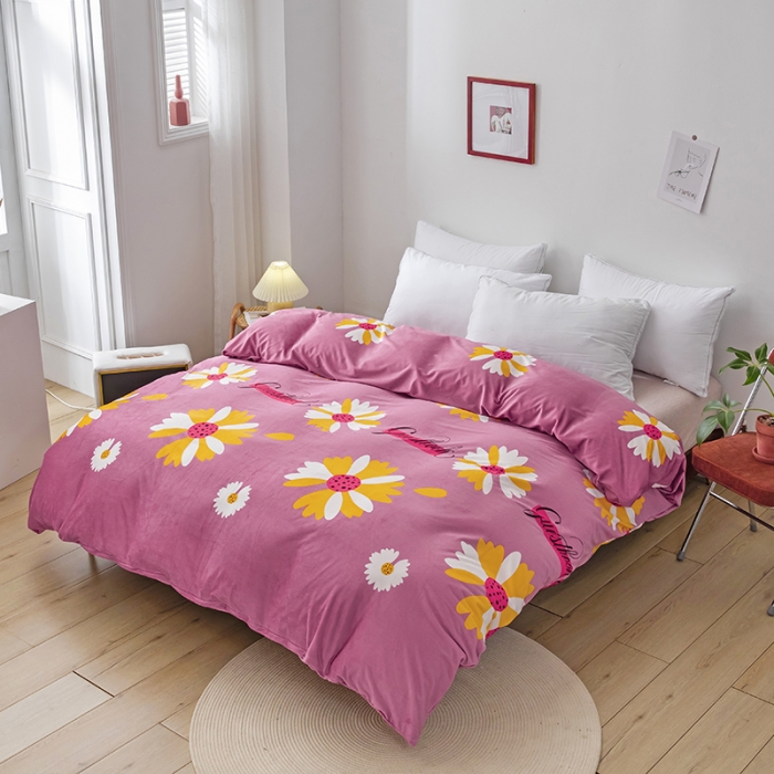 91家纺网 家纺一手货源 找家纺 纽缦 2020新款单被套 大雏菊豆沙