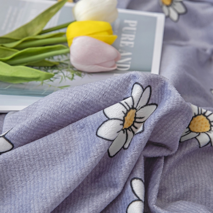 91家纺网 家纺一手货源 找家纺 纽缦 2020新款单被套 幸运小菊蓝紫