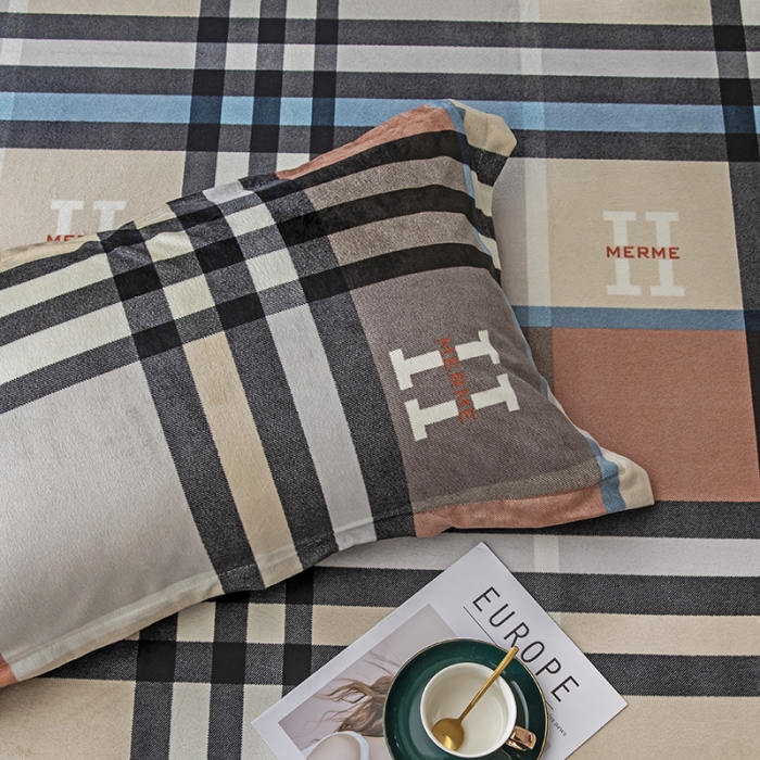 91家纺网 家纺一手货源 找家纺 纽缦 2020新款信封枕套一对 布鲁斯