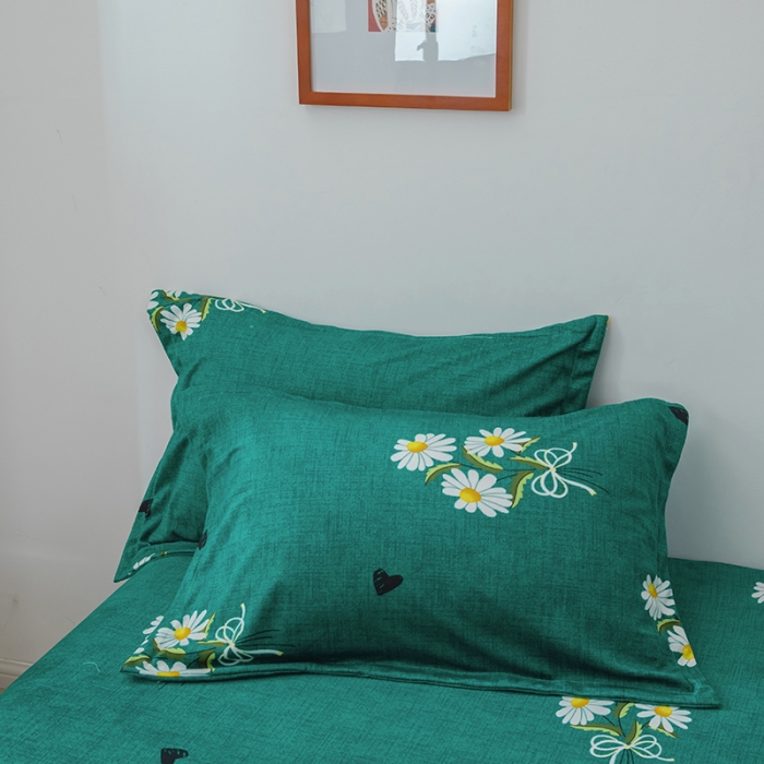 91家纺网 家纺一手货源 找家纺 纽缦 2020新款信封枕套一对 雏菊满园绿