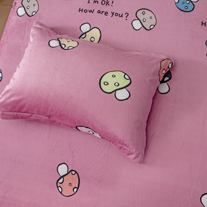 91家纺网 家纺一手货源 找家纺 纽缦 2020新款信封枕套一对 蘑菇派玉