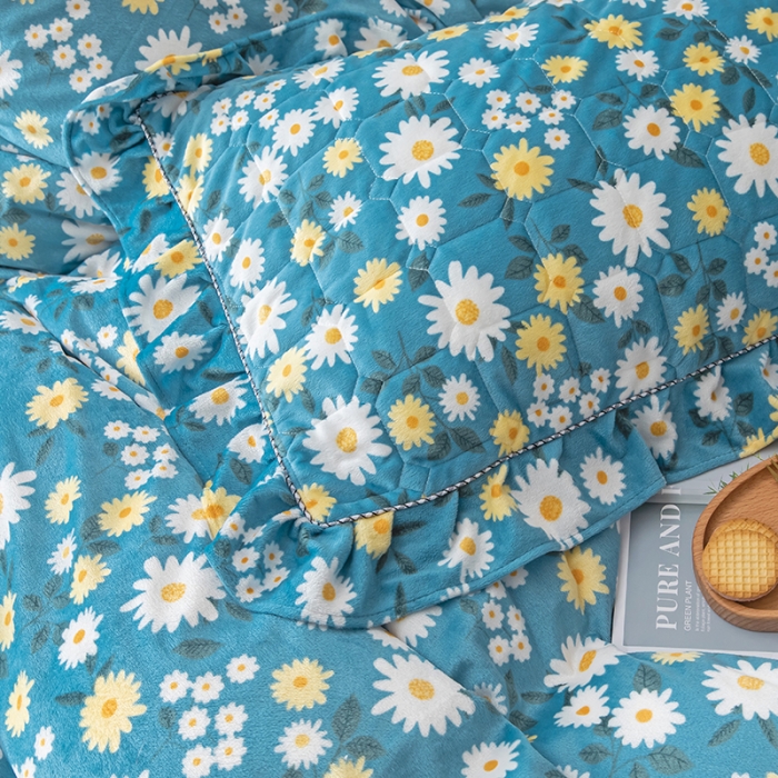 91家纺网 家纺一手货源 找家纺 纽缦 2020新款夹棉枕套一对 雏菊之恋蓝