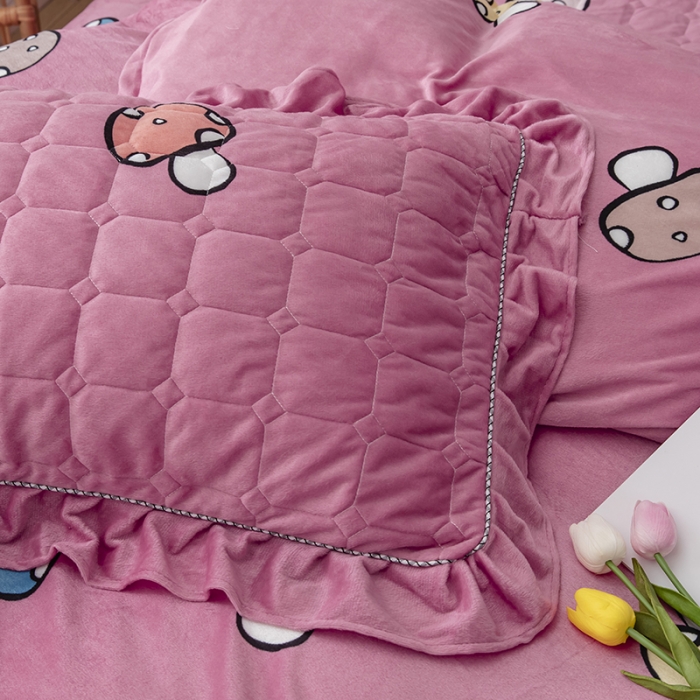 91家纺网 家纺一手货源 找家纺 纽缦 2020新款夹棉枕套一对 蘑菇派玉