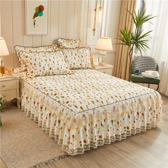 91家纺网 家纺一手货源 找家纺 十个点家纺 2022新款全棉蕾丝夹棉单床裙 花开那时