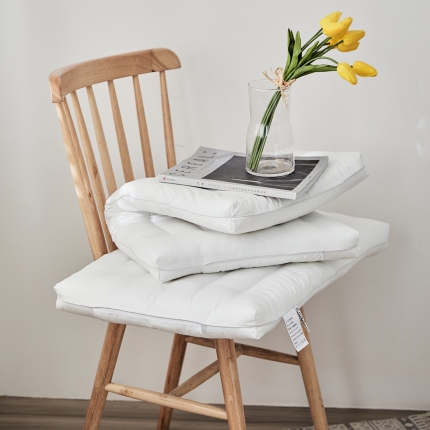 91家纺网 家纺一手货源 找家纺 全棉薄款超柔羽丝绒低枕头 单人颈椎矮枕芯儿童低枕头