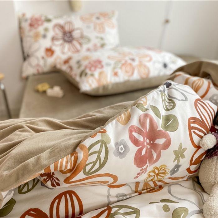 91家纺网 家纺一手货源 找家纺 棉眠 2020新品棉加绒A版纯棉B版水晶绒四件套 绽放