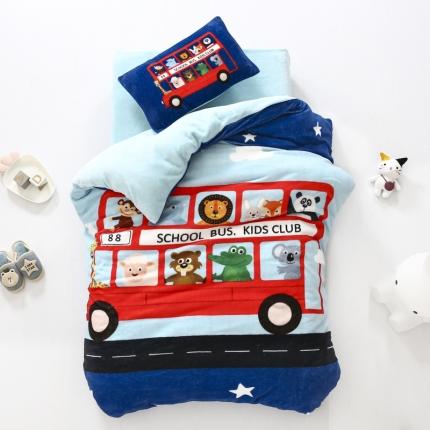 91家纺网 家纺一手货源 找家纺 鱼宝 2020新款大版牛奶绒婴童套件多件套 巴士之旅