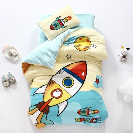 91家纺网 家纺一手货源 找家纺 鱼宝 2020新款大版牛奶绒婴童套件多件套 快乐火箭