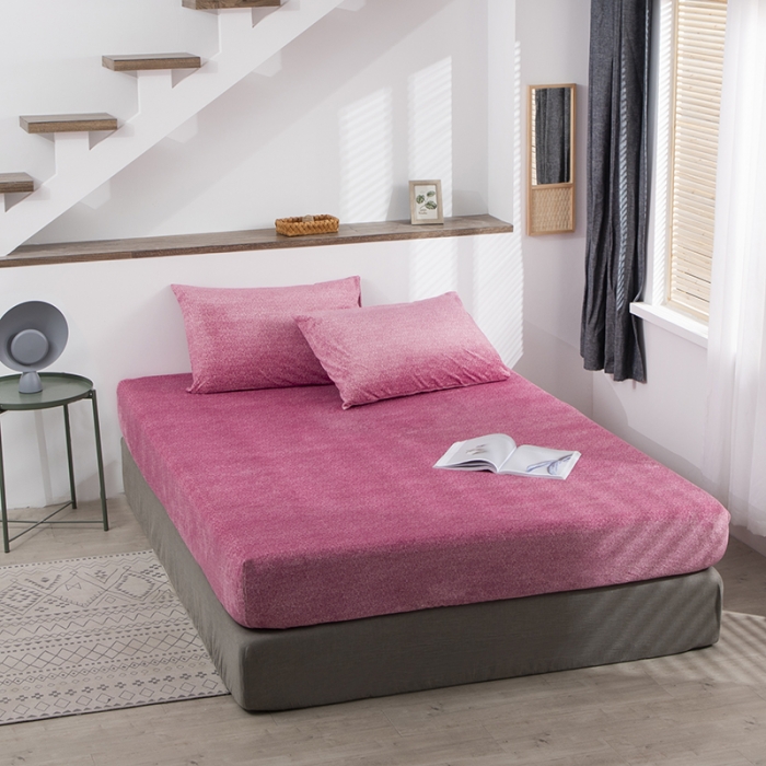 91家纺网 家纺一手货源 找家纺 小米笠 2020新款牛奶绒单床笠 雪花红