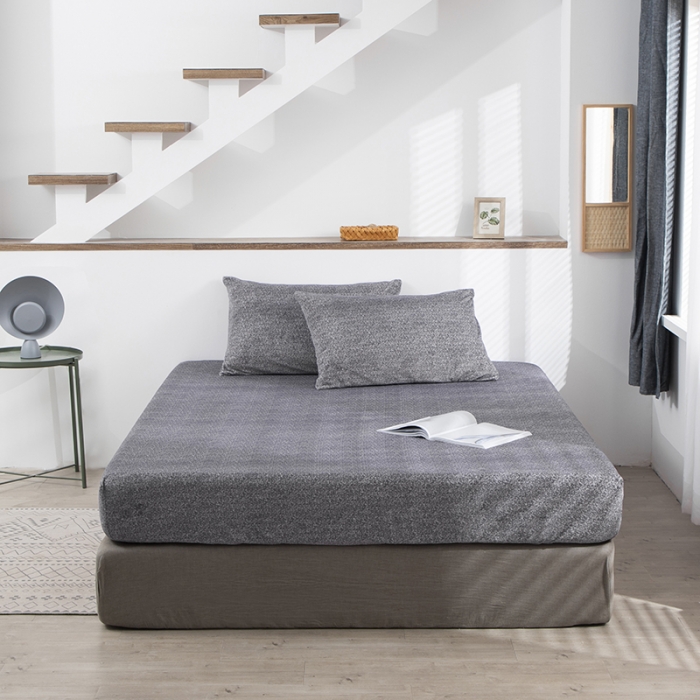 91家纺网 家纺一手货源 找家纺 小米笠 2020新款牛奶绒单床笠 雪花灰