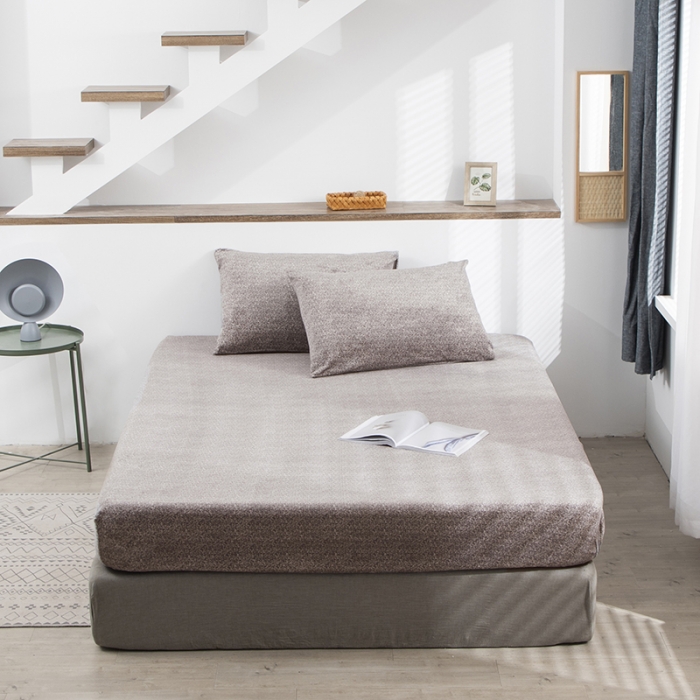 91家纺网 家纺一手货源 找家纺 小米笠 2020新款牛奶绒单床笠 雪花咖