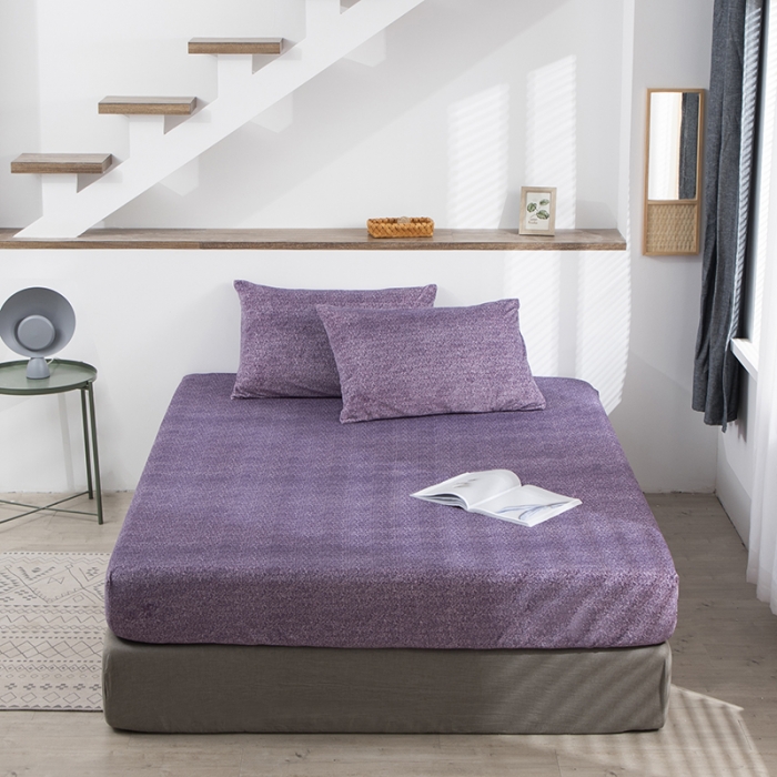 91家纺网 家纺一手货源 找家纺 小米笠 2020新款牛奶绒单床笠 雪花紫