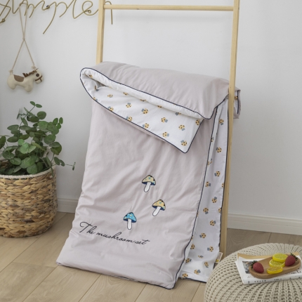 91家纺网 家纺一手货源 找家纺 （总）全棉绣花儿童被子幼儿园宝宝午睡可拆洗被套被芯纯棉活套被