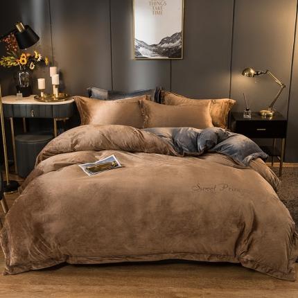 91家纺网 家纺一手货源 找家纺 骏腾 2022新款水晶绒刺绣宽边工艺款四件套 甜心公主-驼色