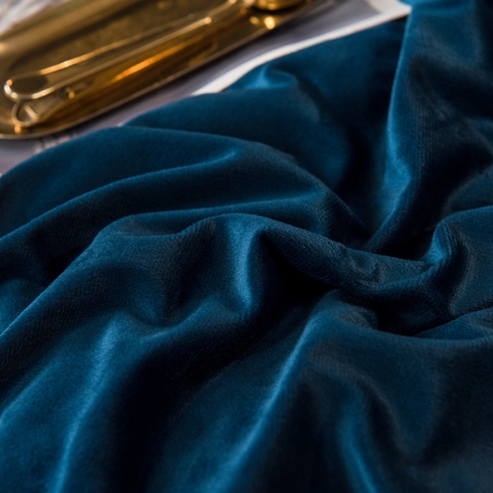 91家纺网 家纺一手货源 找家纺 骏腾 2022新款水晶绒刺绣宽边工艺款四件套 甜心公主-宾利兰