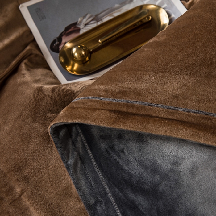 91家纺网 家纺一手货源 找家纺 骏腾 2022新款水晶绒刺绣宽边工艺款四件套 甜心公主-驼色