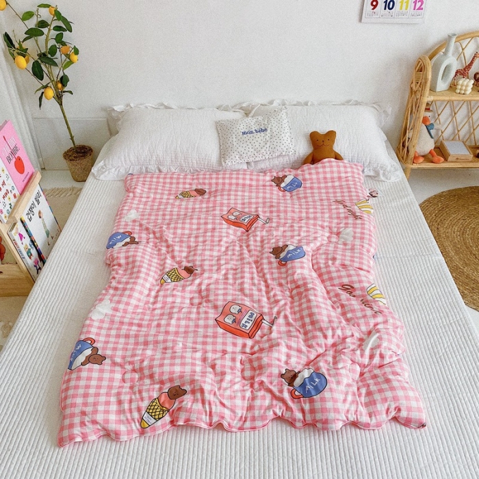 91家纺网 家纺一手货源 找家纺 星期八 2020新款婴儿裸睡级春秋冬被粉格小熊