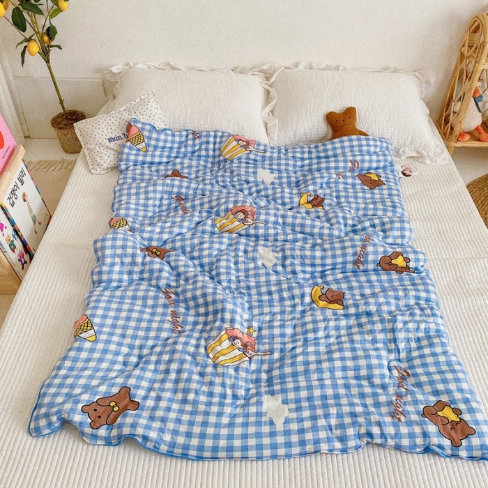 91家纺网 家纺一手货源 找家纺 星期八 2020新款婴儿裸睡级春秋冬被蓝格小熊