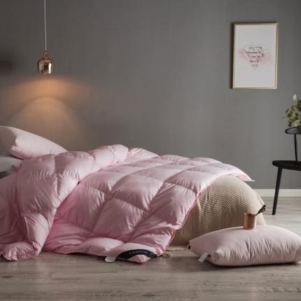 91家纺网 家纺一手货源 找家纺 （总）朵美 2020新款纯色方格鹅绒被