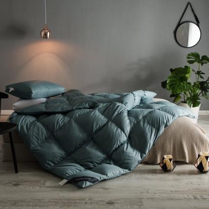 91家纺网 家纺一手货源 找家纺 （总）朵美 2020新款纯色方格鹅绒被