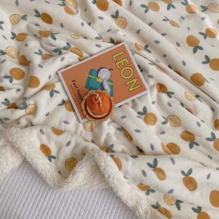 91家纺网 家纺一手货源 找家纺 萝莉家纺 2021新款多功能羊羔绒被套毯 小橘子