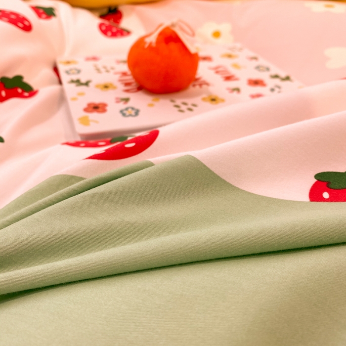 91家纺网 家纺一手货源 找家纺 琪格格 2022新款全棉加厚磨毛四件套 草莓派对