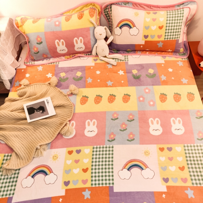 91家纺网 家纺一手货源 找家纺 琪格格 2020新款工艺款牛奶绒单品床单 彩虹梦