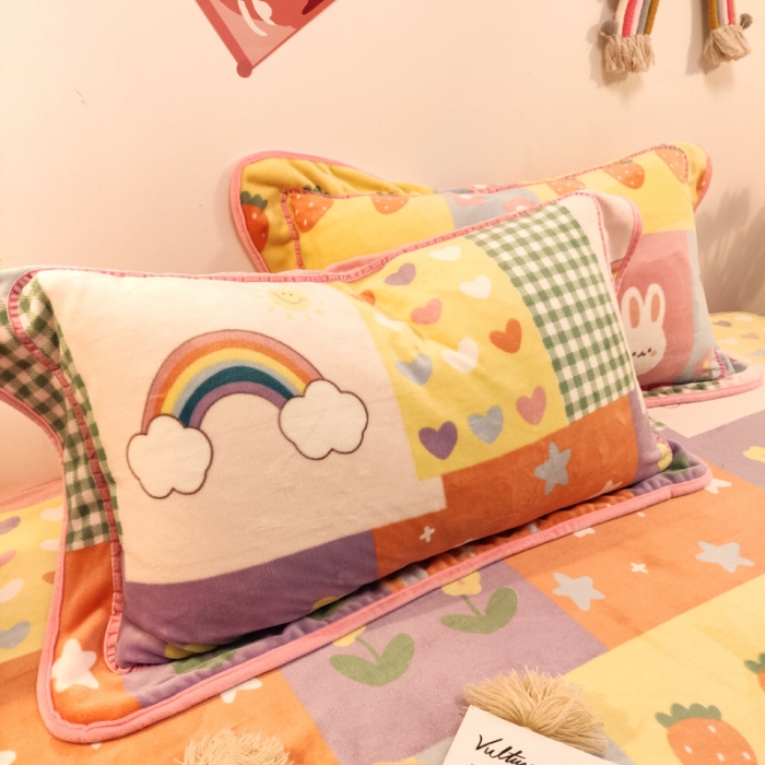 91家纺网 家纺一手货源 找家纺 琪格格 2020新款工艺款牛奶绒单品床单 彩虹梦