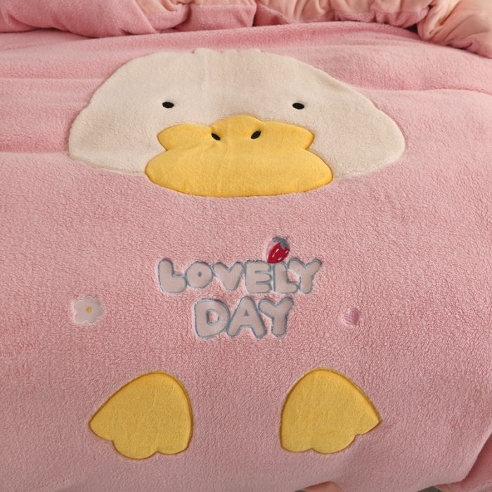 91家纺网 家纺一手货源 找家纺 朗莎家纺 2020新款羊羔绒法兰绒四件套 淘气鸭-粉